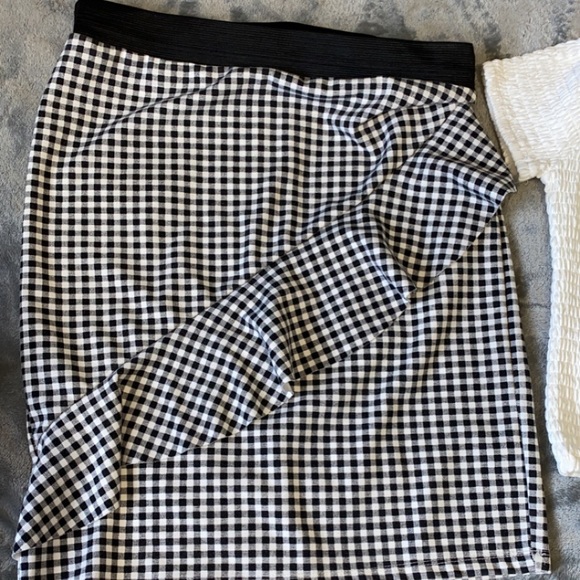 SUMMER OUTFIT!! - Picture 3 of 4